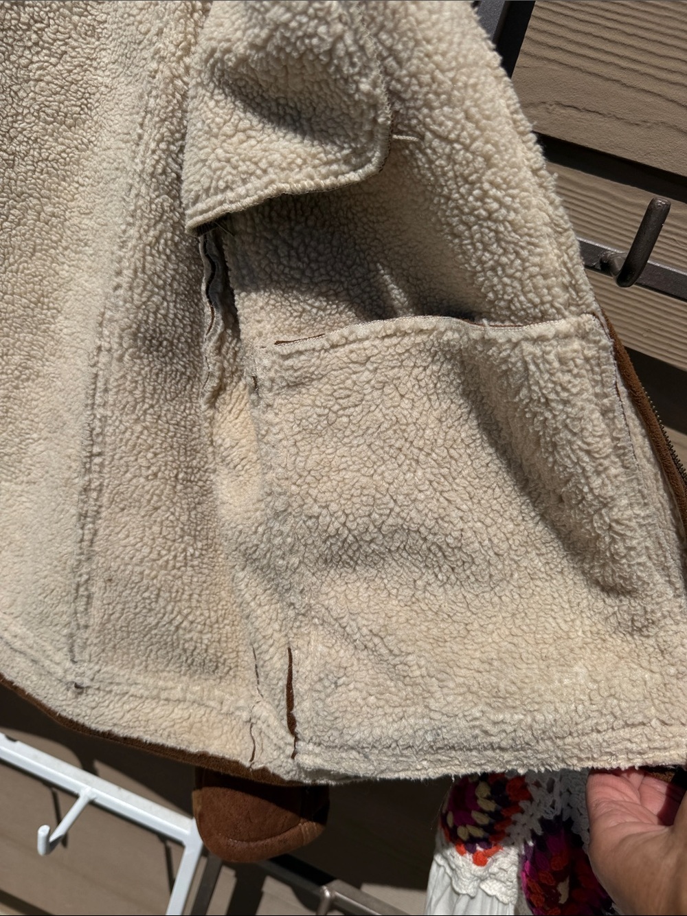 Guess Y2K New Unisex Brown Faux Suede Bomber Jacket with Shearling/ pockets "L" - Picture 16 of 17